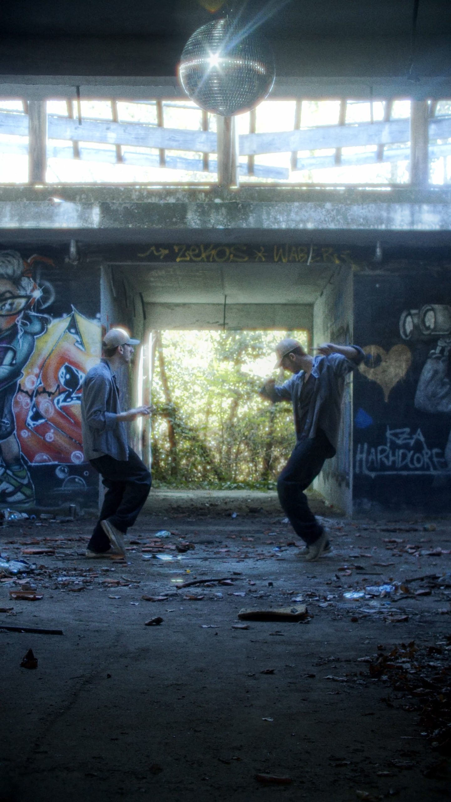 Hugo Vandekerckhove - Vidéaste, Chef opérateur Bordeaux - "Coeur sur le Sol" de Jimmy Magardeau - Pulp Fiction